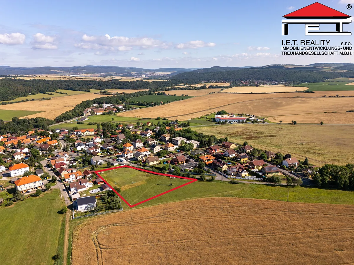 Prodej stavebního pozemku 4846 m²